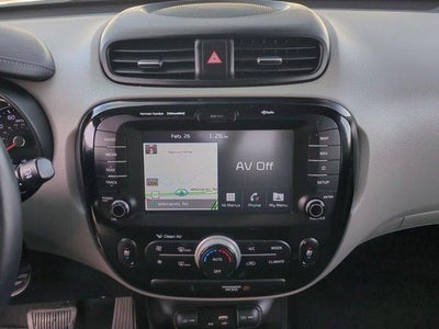 2019 Kia Soul + Auto