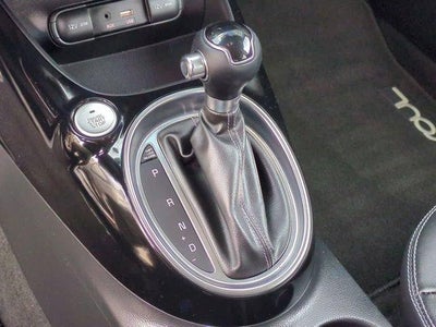 2019 Kia Soul + Auto