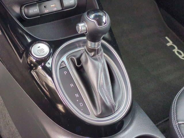 2019 Kia Soul + Auto