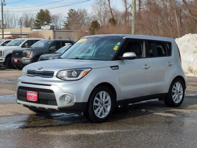 2019 Kia Soul + Auto