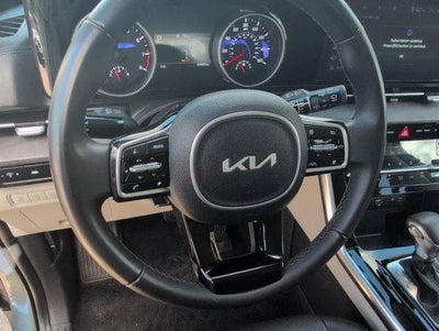 2023 Kia Carnival EX FWD