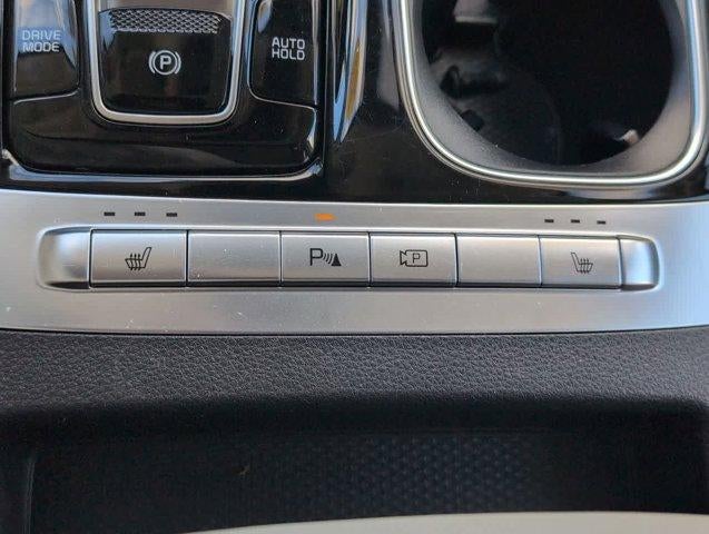 2023 Kia Carnival EX FWD
