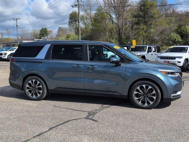 2023 Kia Carnival EX FWD