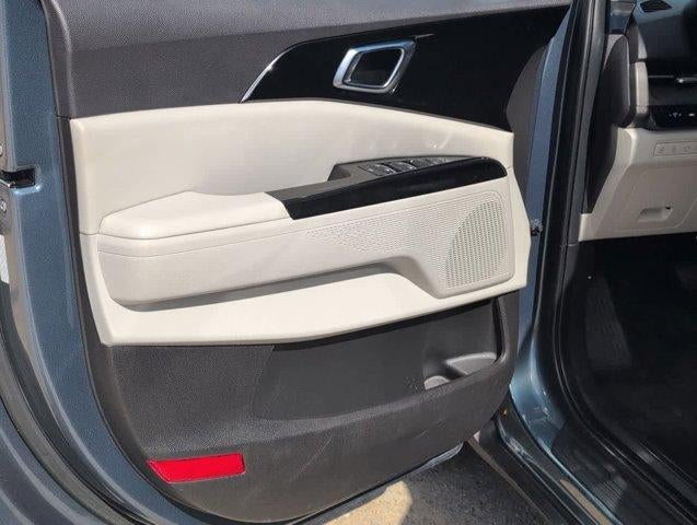 2023 Kia Carnival EX FWD