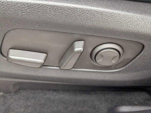 2024 Kia Carnival EX FWD