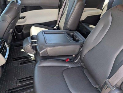 2024 Kia Carnival EX FWD