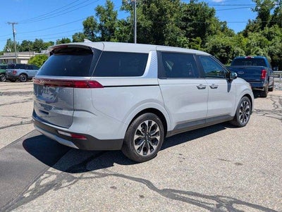 2024 Kia Carnival EX FWD
