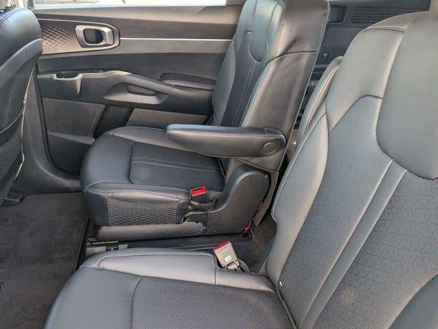 2023 Kia Sorento Hybrid EX AWD