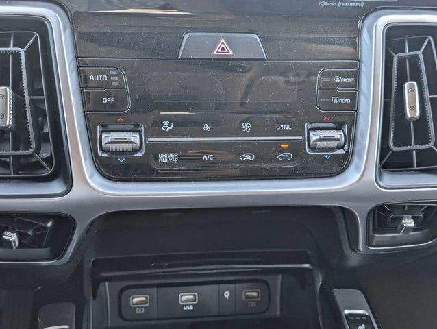 2023 Kia Sorento Hybrid EX AWD