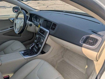 2015 Volvo S60 2015.5 4dr Sdn T5 Premier AWD