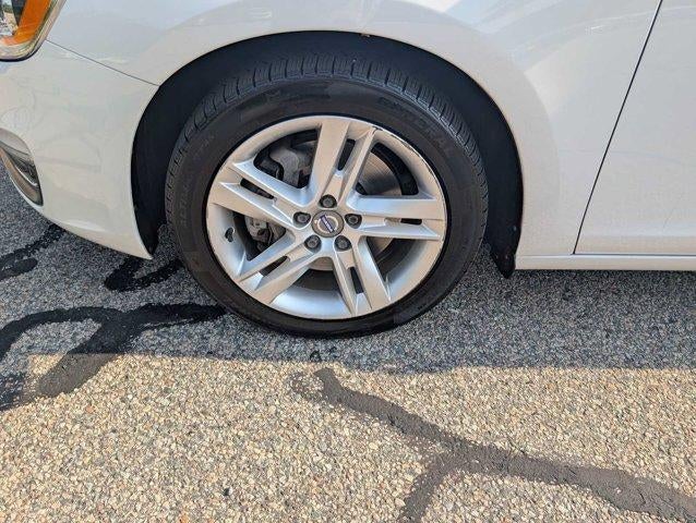 2015 Volvo S60 2015.5 4dr Sdn T5 Premier AWD