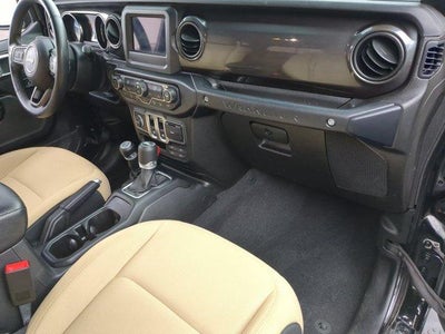 2020 Jeep Wrangler Black and Tan 4x4 *Ltd Avail*