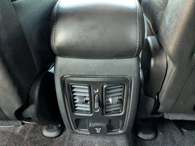 2017 Jeep Grand Cherokee Altitude 4x4 *Ltd Avail*