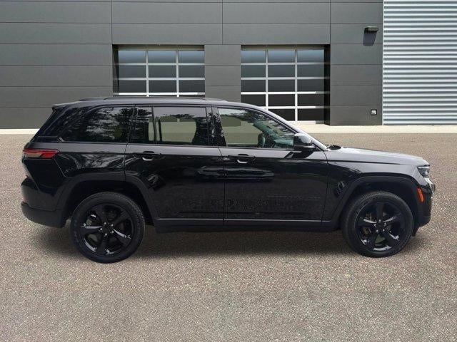 2023 Jeep Grand Cherokee Altitude 4x4