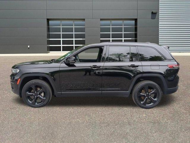 2023 Jeep Grand Cherokee Altitude 4x4