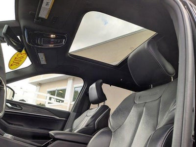 2023 Jeep Grand Cherokee Overland 4x4