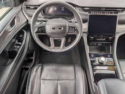 2023 Jeep Grand Cherokee Overland 4x4