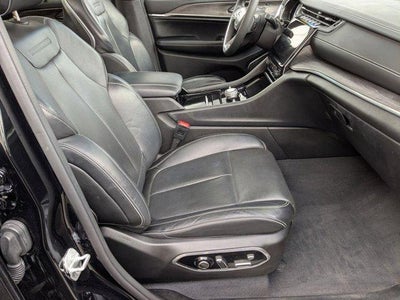 2023 Jeep Grand Cherokee Overland 4x4