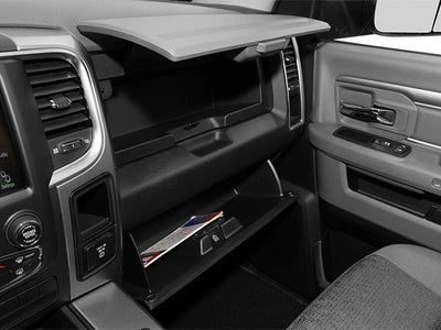 2014 RAM 1500 4WD Quad Cab 6.4 Ft Box Big Horn