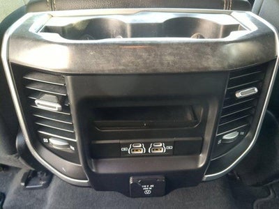 2022 RAM 1500 Big Horn 4x4 Crew Cab 5'7" Box
