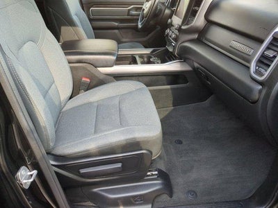 2022 RAM 1500 Big Horn 4x4 Crew Cab 5'7" Box