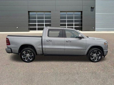 2022 RAM 1500 Limited 4x4 Crew Cab 5'7" Box