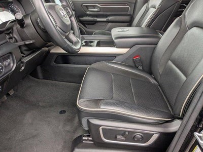 2022 RAM 1500 Laramie 4x4 Crew Cab 5'7" Box