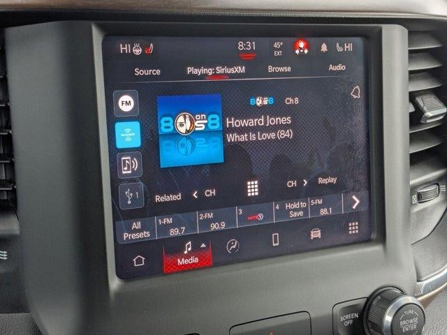 2022 RAM 1500 Laramie 4x4 Crew Cab 5'7" Box