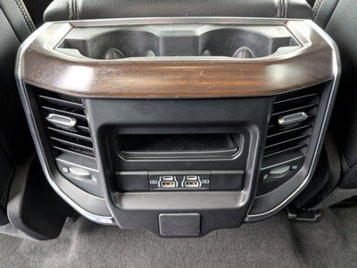 2022 RAM 1500 Laramie 4x4 Crew Cab 5'7" Box