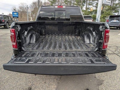 2022 RAM 1500 Laramie 4x4 Crew Cab 5'7" Box