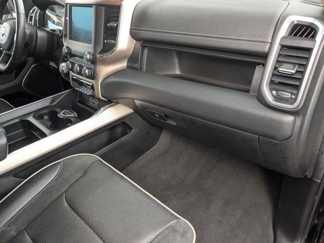 2022 RAM 1500 Laramie 4x4 Crew Cab 5'7" Box