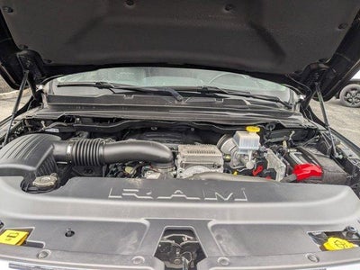 2022 RAM 1500 Laramie 4x4 Crew Cab 5'7" Box