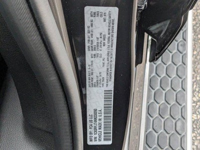 2022 RAM 1500 Laramie 4x4 Crew Cab 5'7" Box
