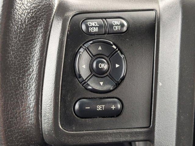 2016 Ford Super Duty F-350 DRW 4WD Crew Cab 8 Ft Box XL