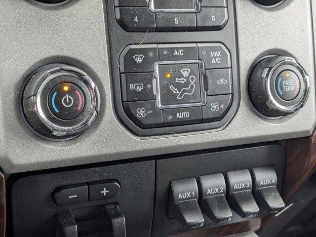 2016 Ford Super Duty F-350 DRW 4WD Crew Cab 8 Ft Box XL