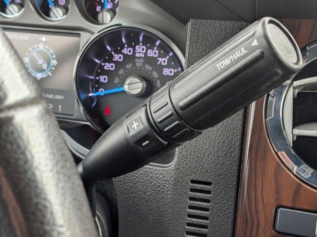 2016 Ford Super Duty F-350 DRW 4WD Crew Cab 8 Ft Box XL