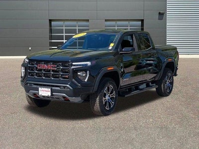 2025 GMC Canyon Crew Cab Short Box 4-Wheel Drive AT4