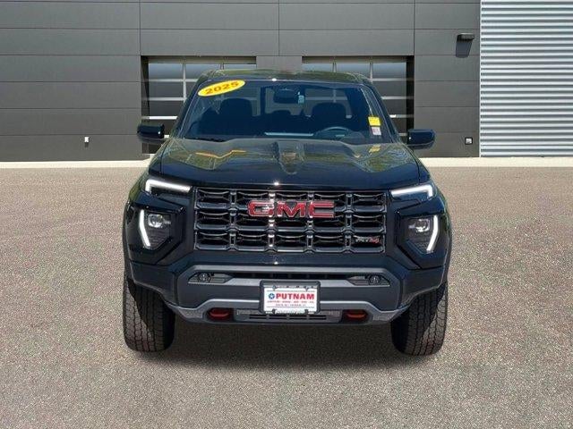 2025 GMC Canyon Crew Cab Short Box 4-Wheel Drive AT4