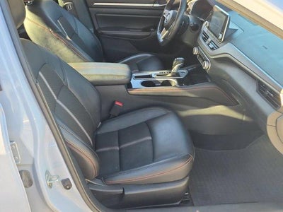2024 Nissan Altima 2.5 SR Sedan