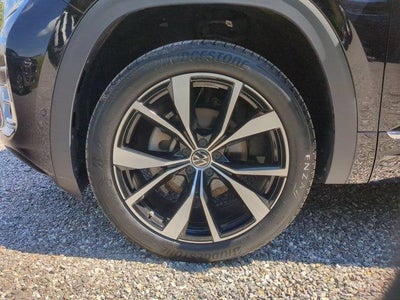 2025 Volkswagen Atlas 2.0T SEL Premium R-Line 4MOTION