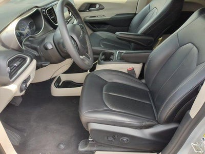 2024 Chrysler Pacifica Touring L FWD