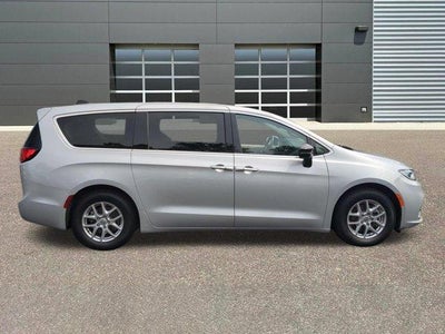 2024 Chrysler Pacifica Touring L FWD