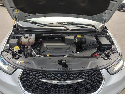 2024 Chrysler Pacifica Touring L FWD