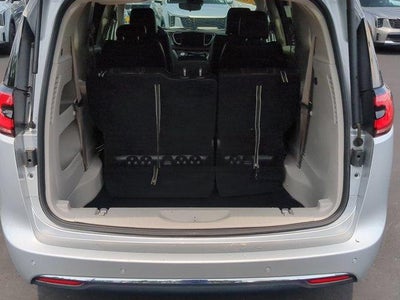 2024 Chrysler Pacifica Touring L FWD