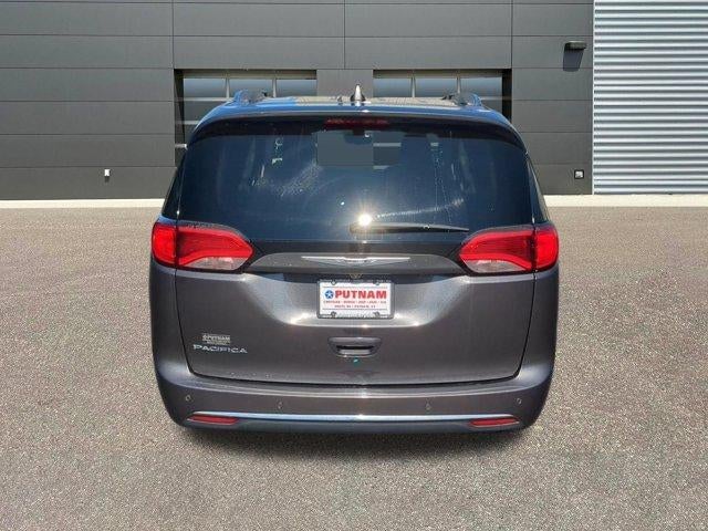 2020 Chrysler Pacifica Touring L FWD
