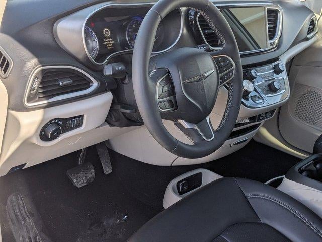 2024 Chrysler Pacifica Touring L FWD