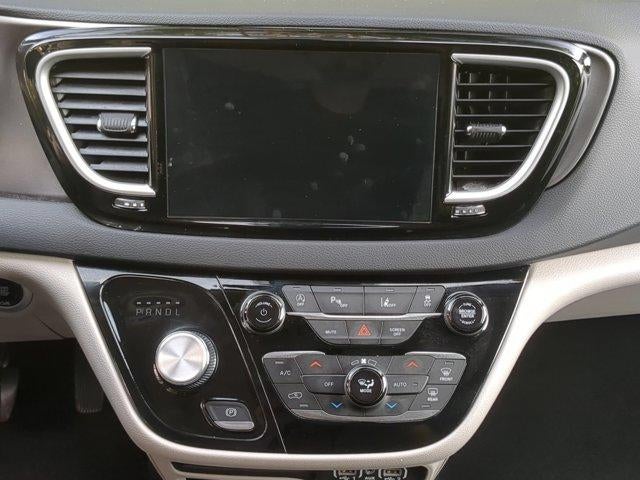 2024 Chrysler Pacifica Touring L FWD