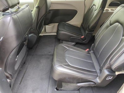 2024 Chrysler Pacifica Touring L FWD