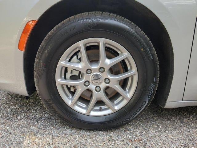 2024 Chrysler Pacifica Touring L FWD