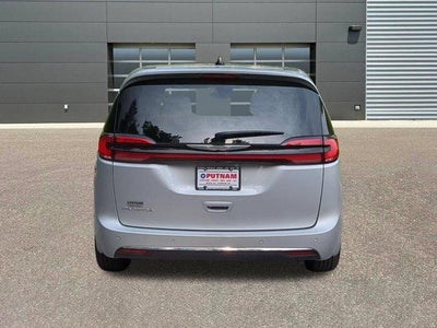 2024 Chrysler Pacifica Touring L FWD